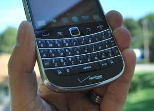 blackberry-bold-9930-keyboard